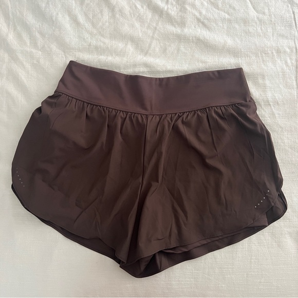 HALARA Pants - NWT Halara brown shorts